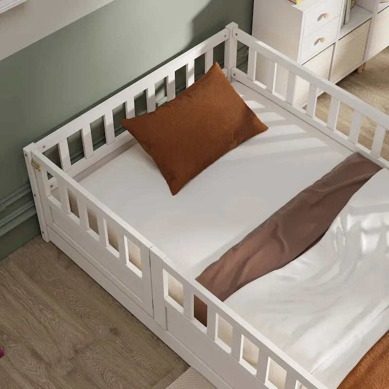 Lit au sol en bois pour enfant sans sommier à lattes