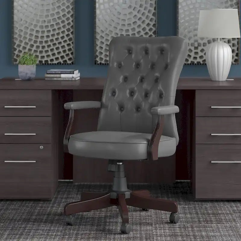 Fauteuil de bureau à dossier haut avec accoudoirs